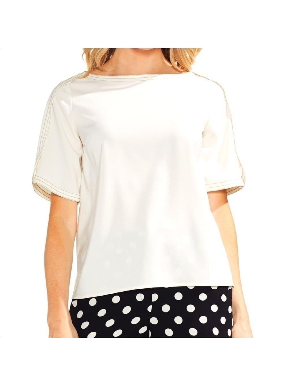 Vince Camuto White Short Sleeve Envelope Blouse Medium